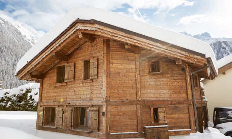 Large 8 Person Luxury Chalet