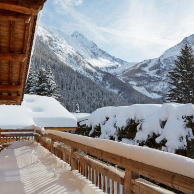 Zenith 2 Luxury Ski Chalet