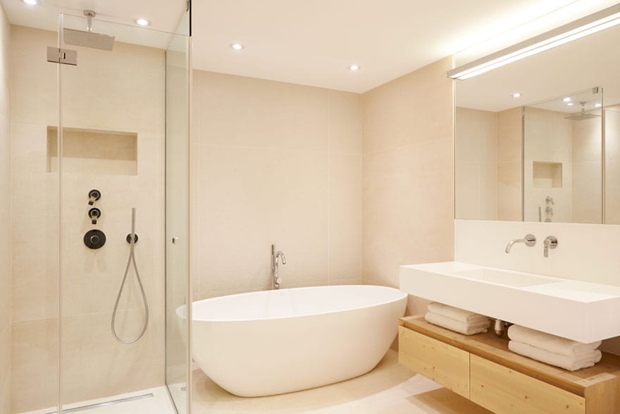image of a luxury bathroom in Chalet