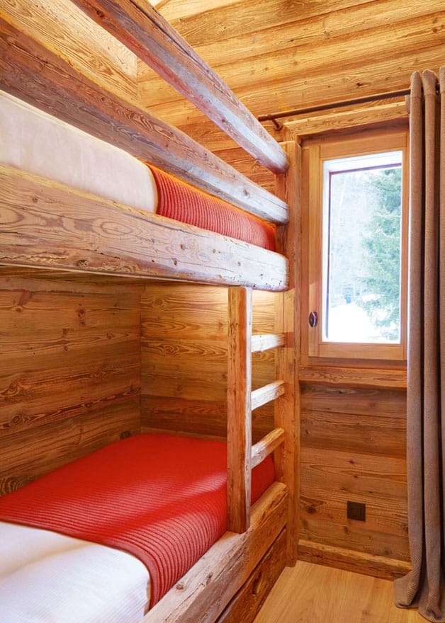 image of a bunk bed in Chamonix