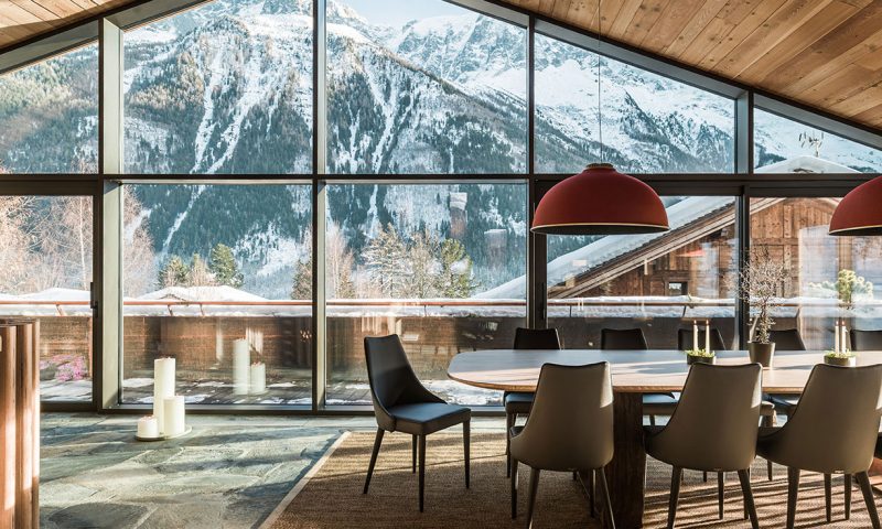 dining room with a view, panoramic, best ski holiday, ski destination